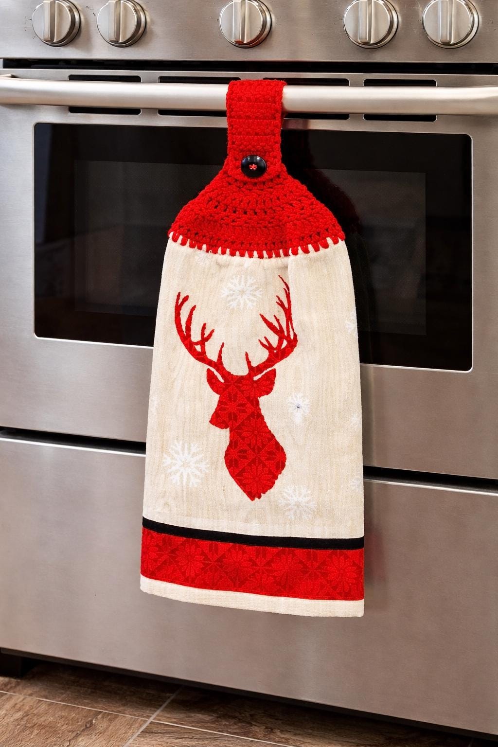 Festive Reindeer Crochet Hanging Towel - 100% Cotton Kitchen Decor - Teacher Gift - RV Accessory - Durable & Absorbent
