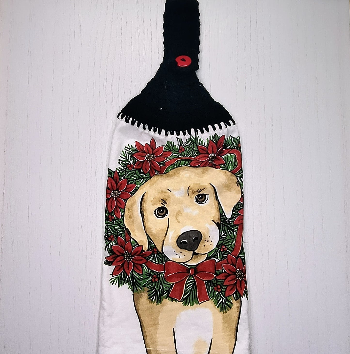 Crochet Top Golden Retriever Christmas Wreath Hanging Dish Towel